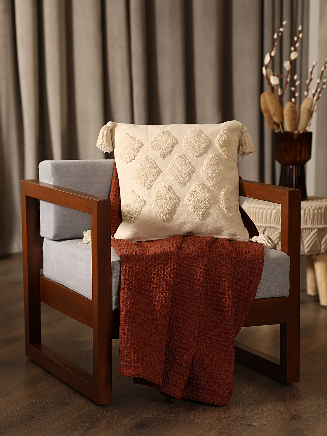 SASHAA WORLD 100% Cotton Ivory Cushion Cover with Zipper ( 45x45 cm )