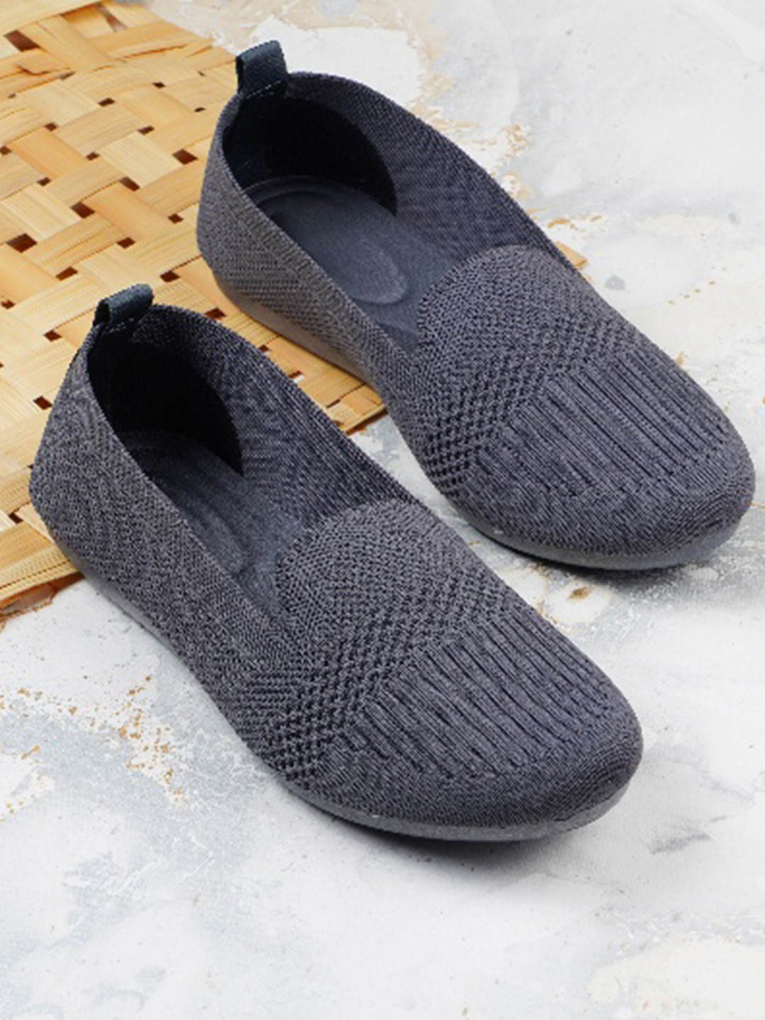 Try Me Women Woven Design Slip-on Sneakers