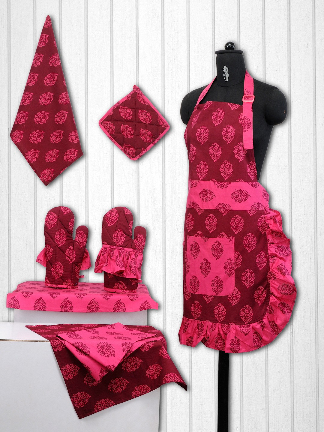 SWAYAM Unisex Pink & Maroon Cotton Kitchen Linen Set
