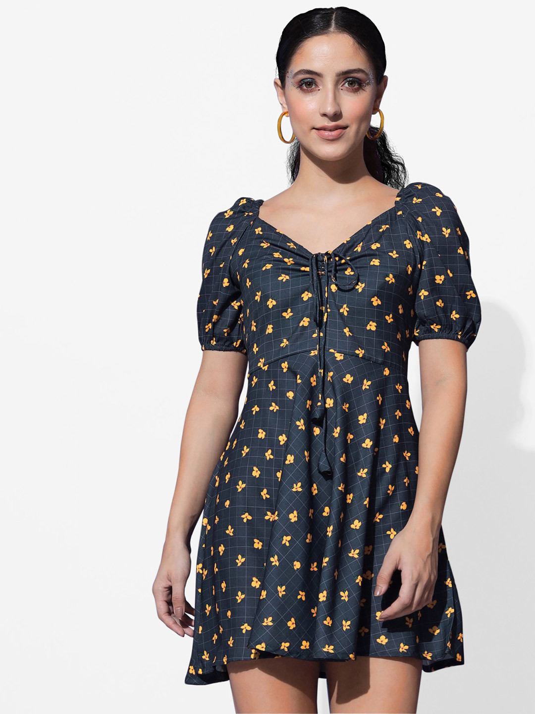 Shopping Queen Floral Mini Dress