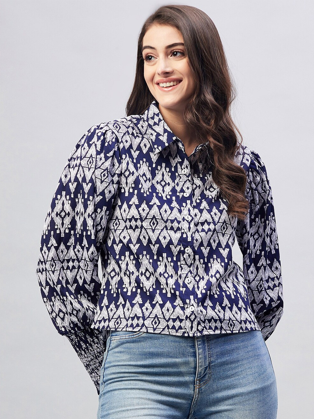 RARE Print Crepe Shirt Style Top