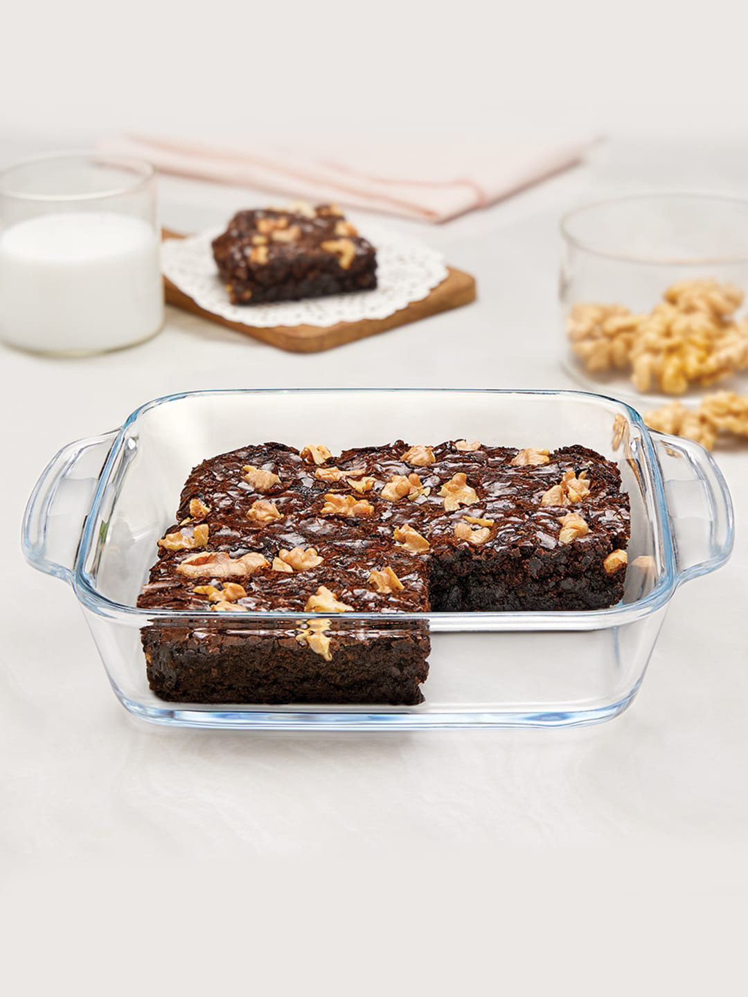 BOROSIL Transparent Glass Square Baking Dish With Handle 800 ML