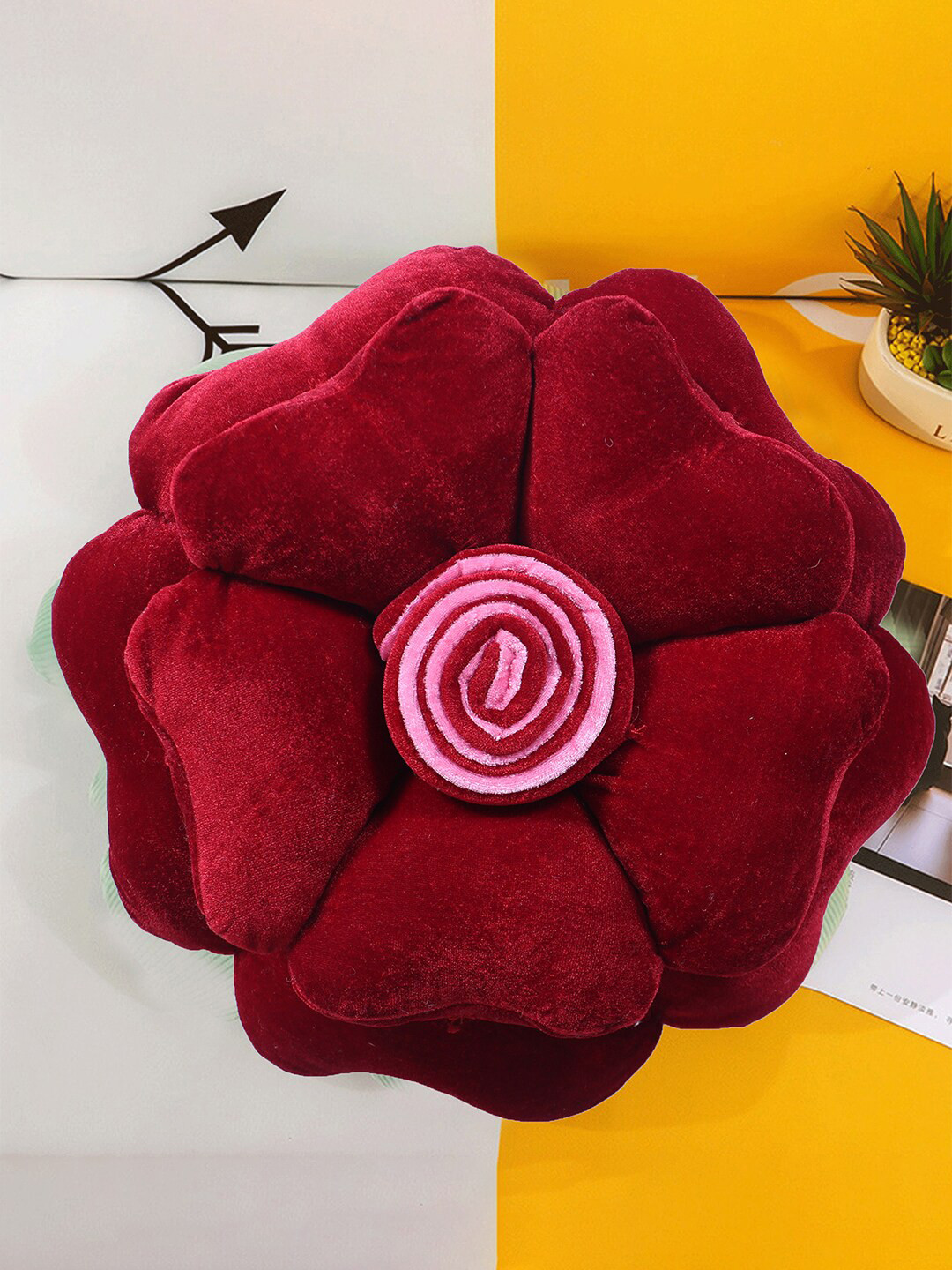 Kuber Industries Red & Pink Flower Shaped Velvet Decorative Cushion