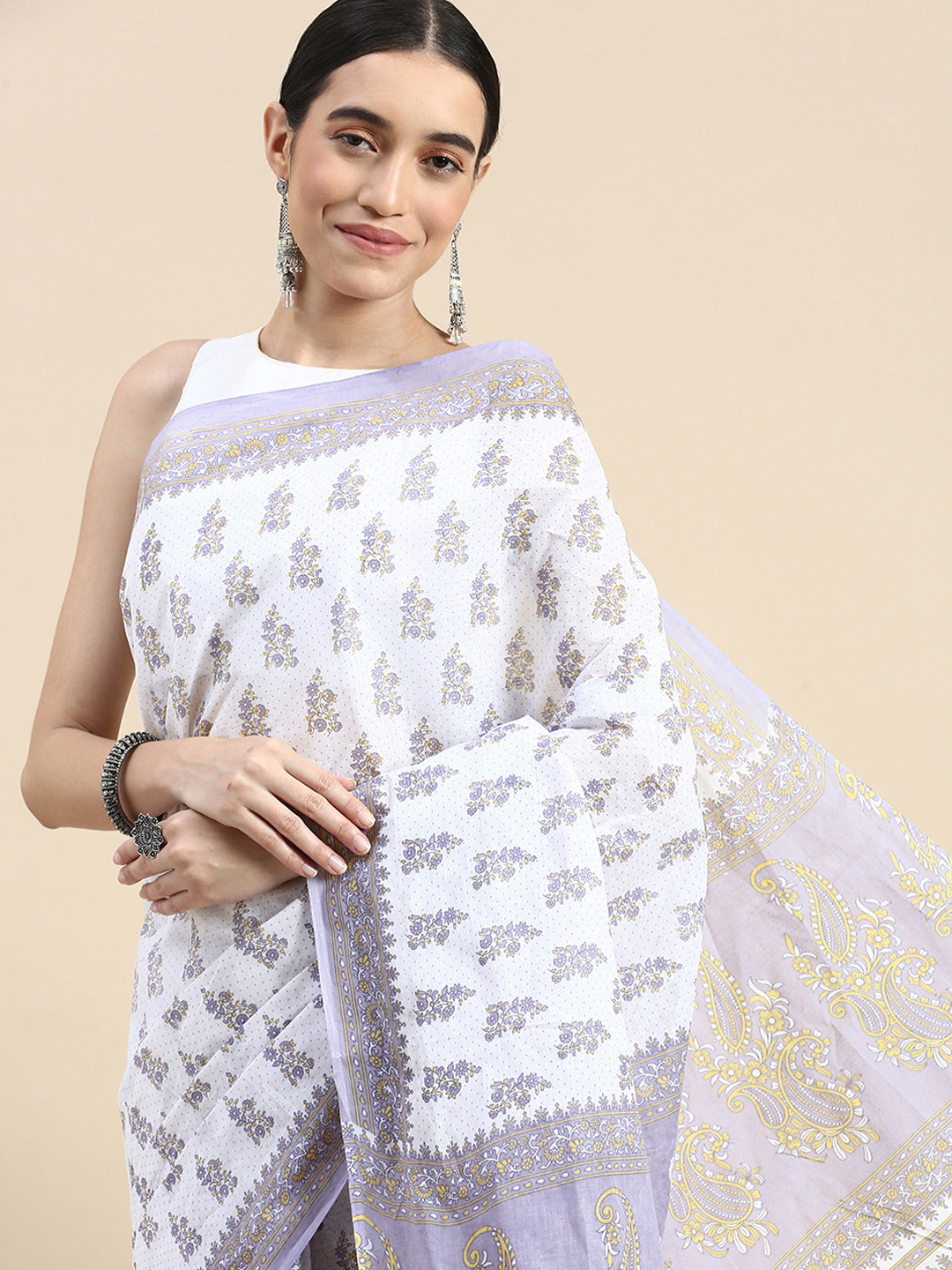 SHANVIKA Floral Pure Cotton Block Print Saree