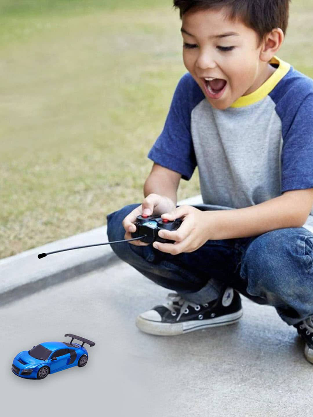 WEMBLEY Kids High Speed Mini 1:24 Scale Rechargeable Remote Control Car