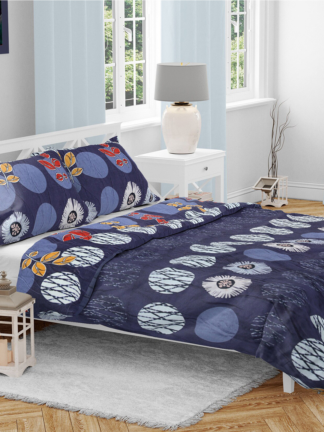 AAZEEM Masrom Blue Floral Polyester Breathable 210 TC Queen Fine Bedsheet with 2 Pillow Covers-100 x 90 inches