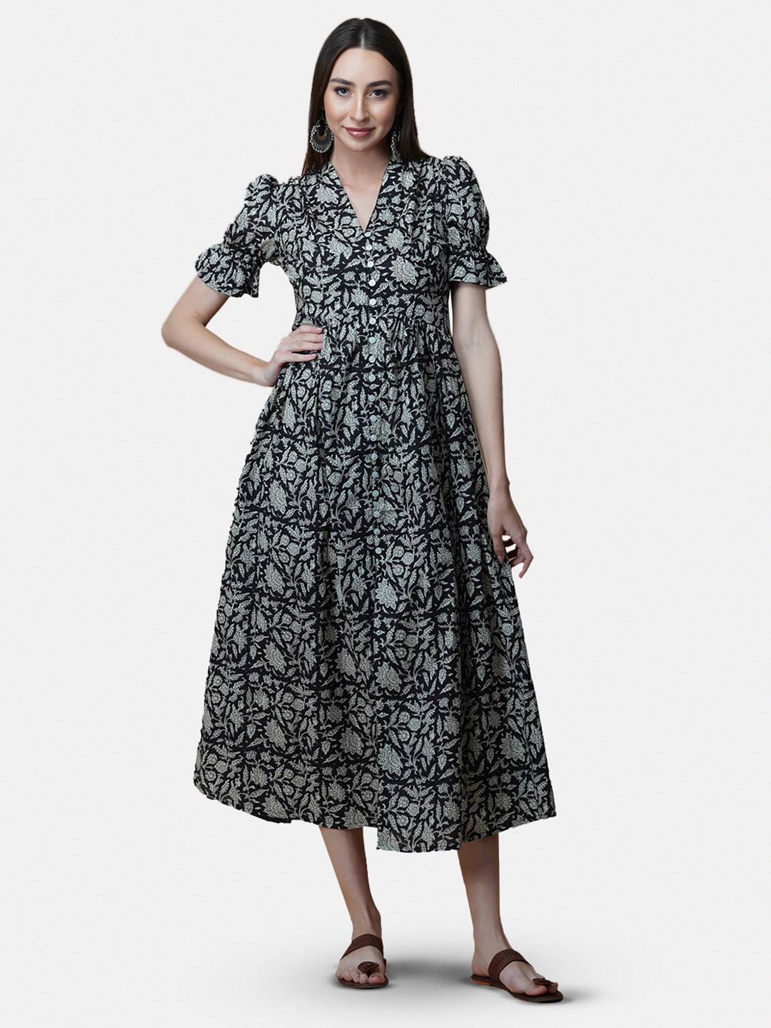 GULAB CHAND TRENDS Floral Printed Midi Ethnic Dress