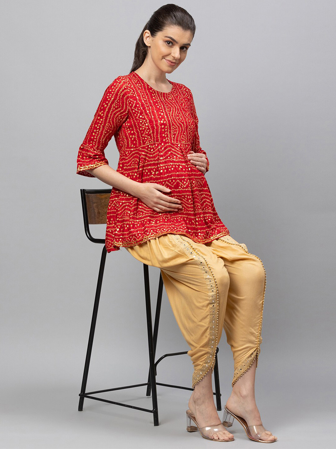 AV2 Bandhani Printed Maternity Top