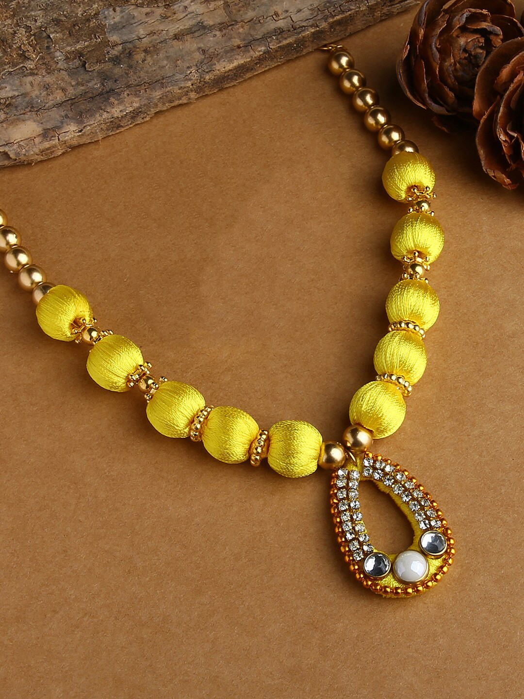 AKSHARA Girls Gold-Toned & Yellow Gold-Plated Necklace