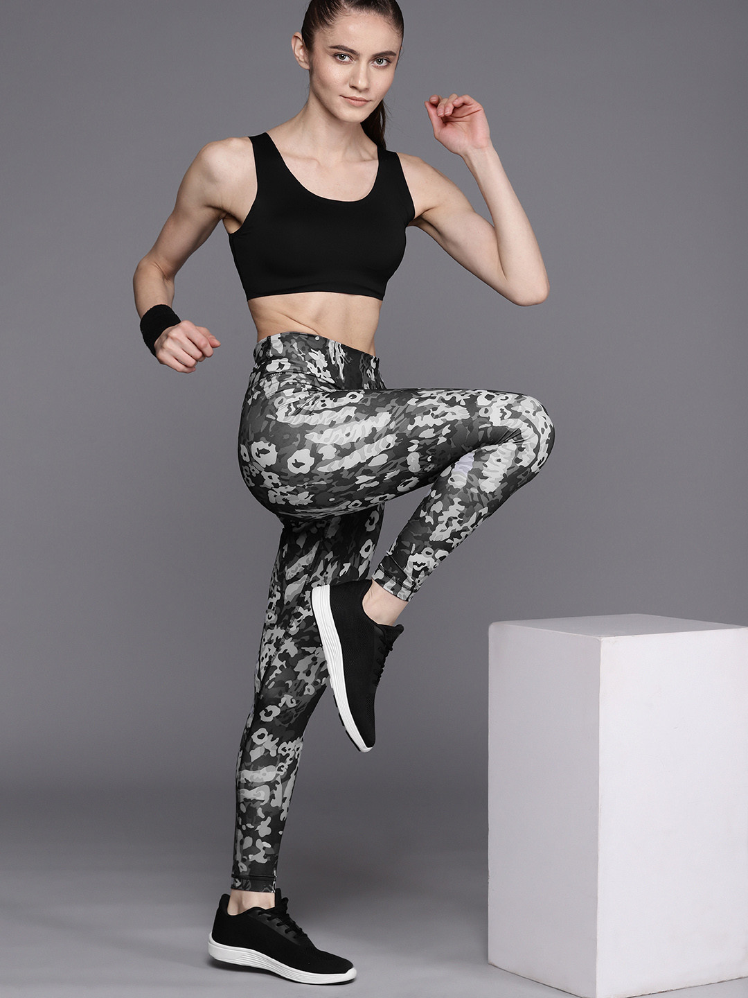 ADIDAS Training Essential High-Rise Tight fit 7/8 Tights