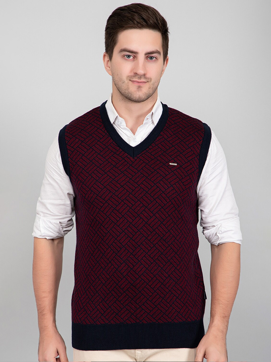 GODFREY Men V-Neck Wool Sweater Vest