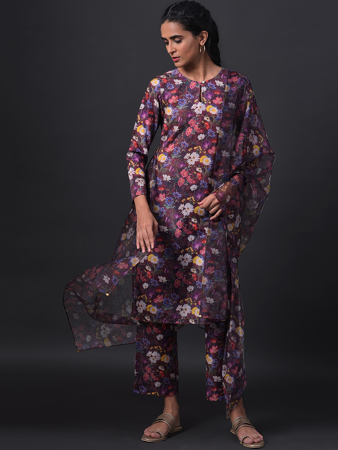 W Women Floral Print Kurta with Straight Pants and Organza Dupatta