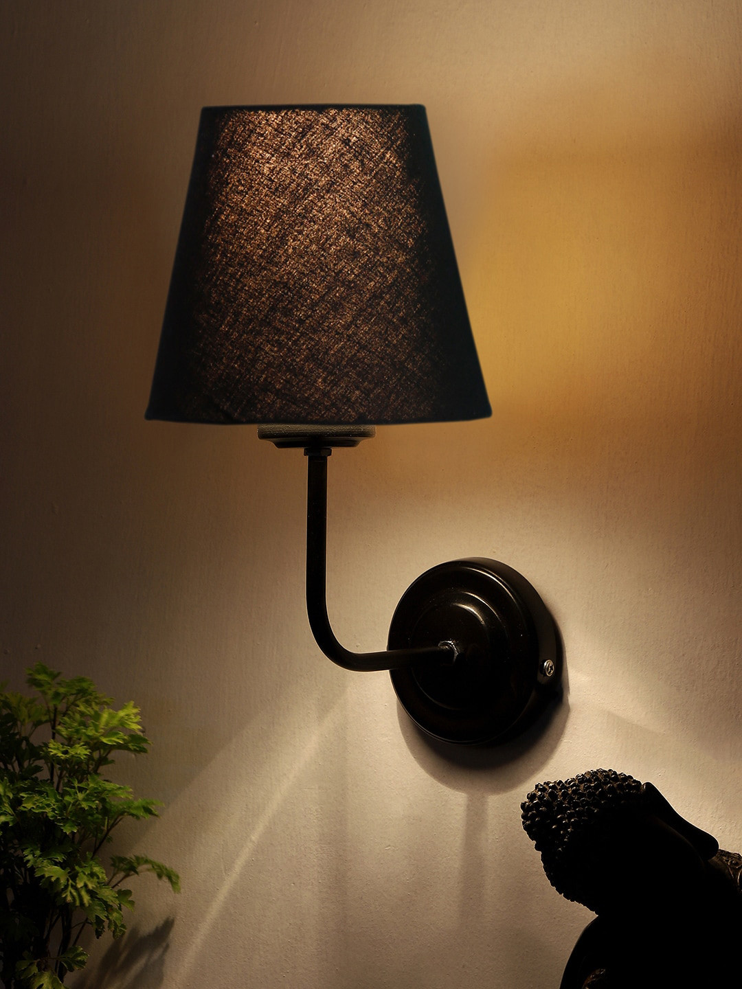 Devansh Black Wall Mounted Lamps