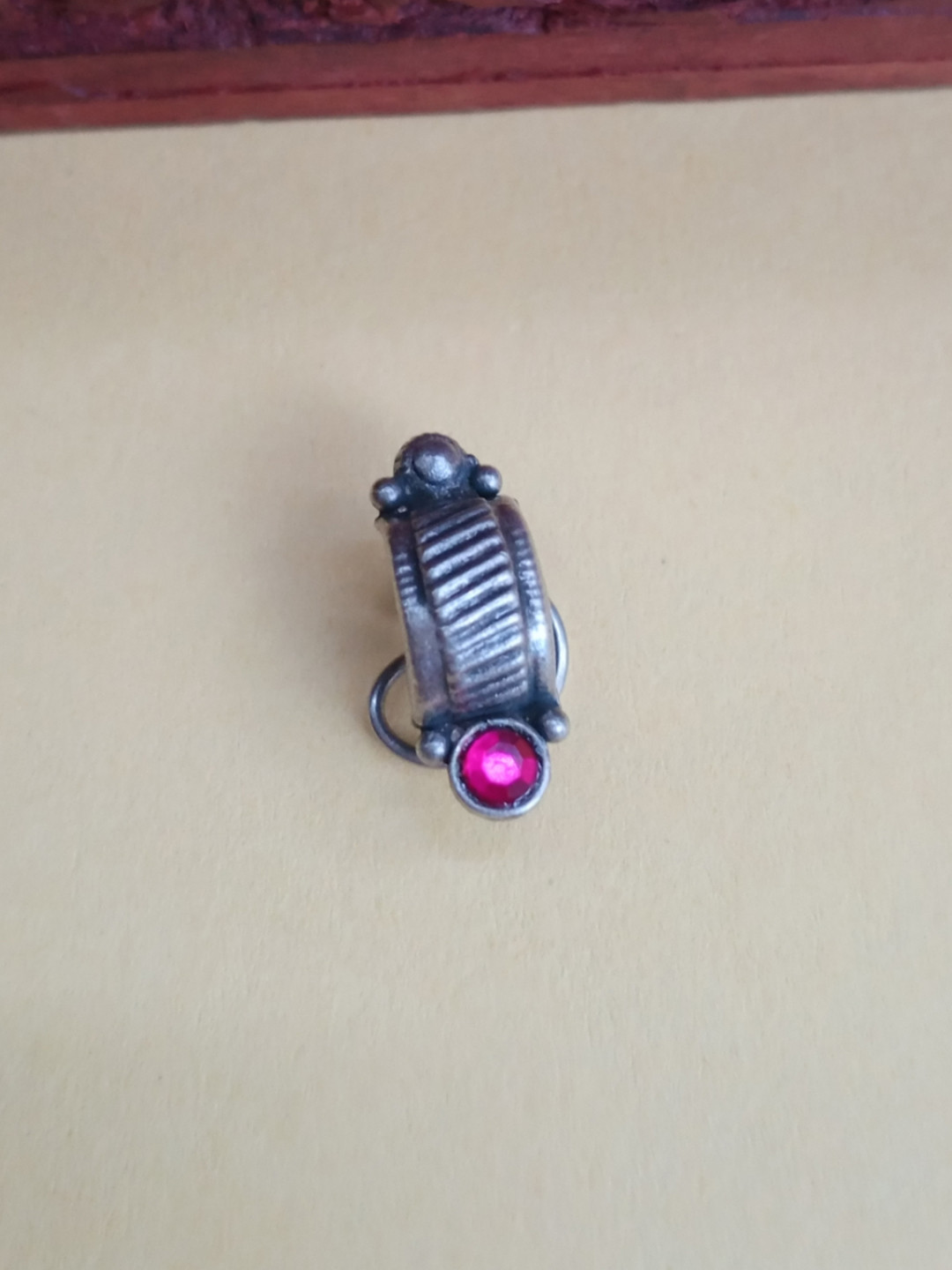 FIROZA Sanyukta Silver Plated Onyx-Studded Nosepin