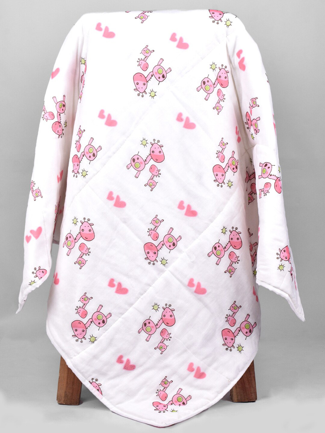 Moms Home Kids Giraffe White & Pink Organic Cotton AC Room 300 GSM Single Bed Quilt