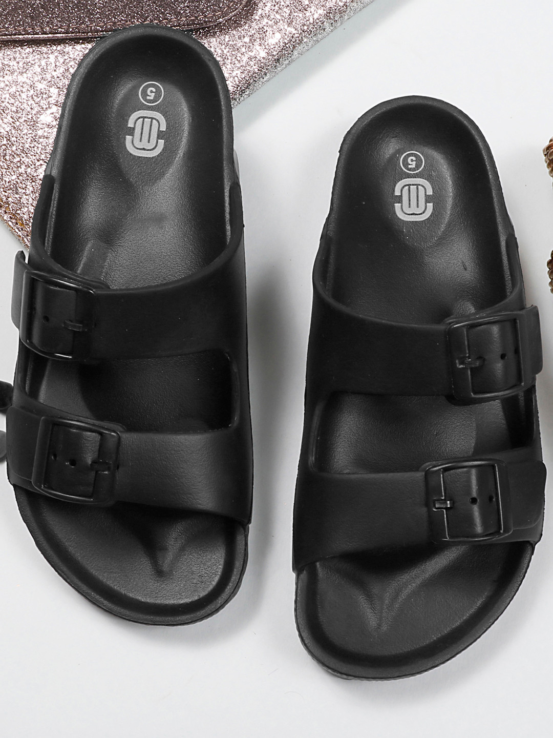 MOZAFIA Women Rubber Sliders