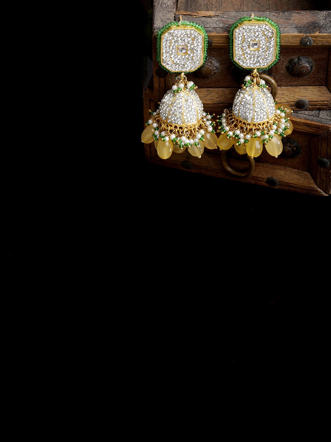 DUGRISTYLE Gold Plated Classic Jhumkas Earrings With Kundan & Pearls
