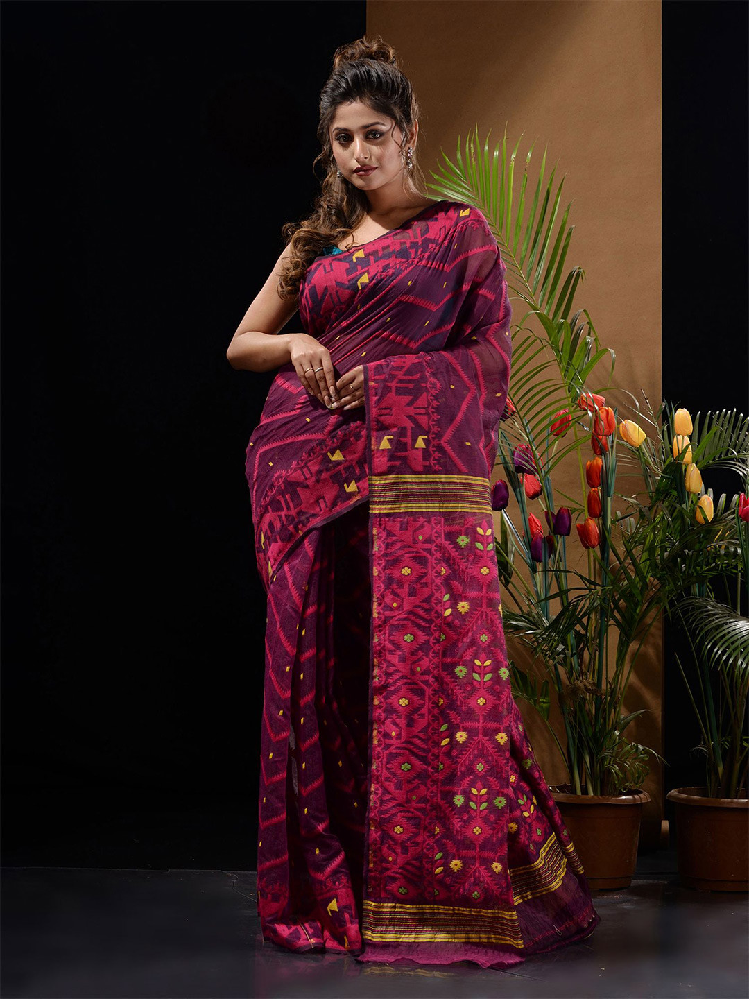 Charukriti Magenta & Pink Silk Cotton Jamdani Saree