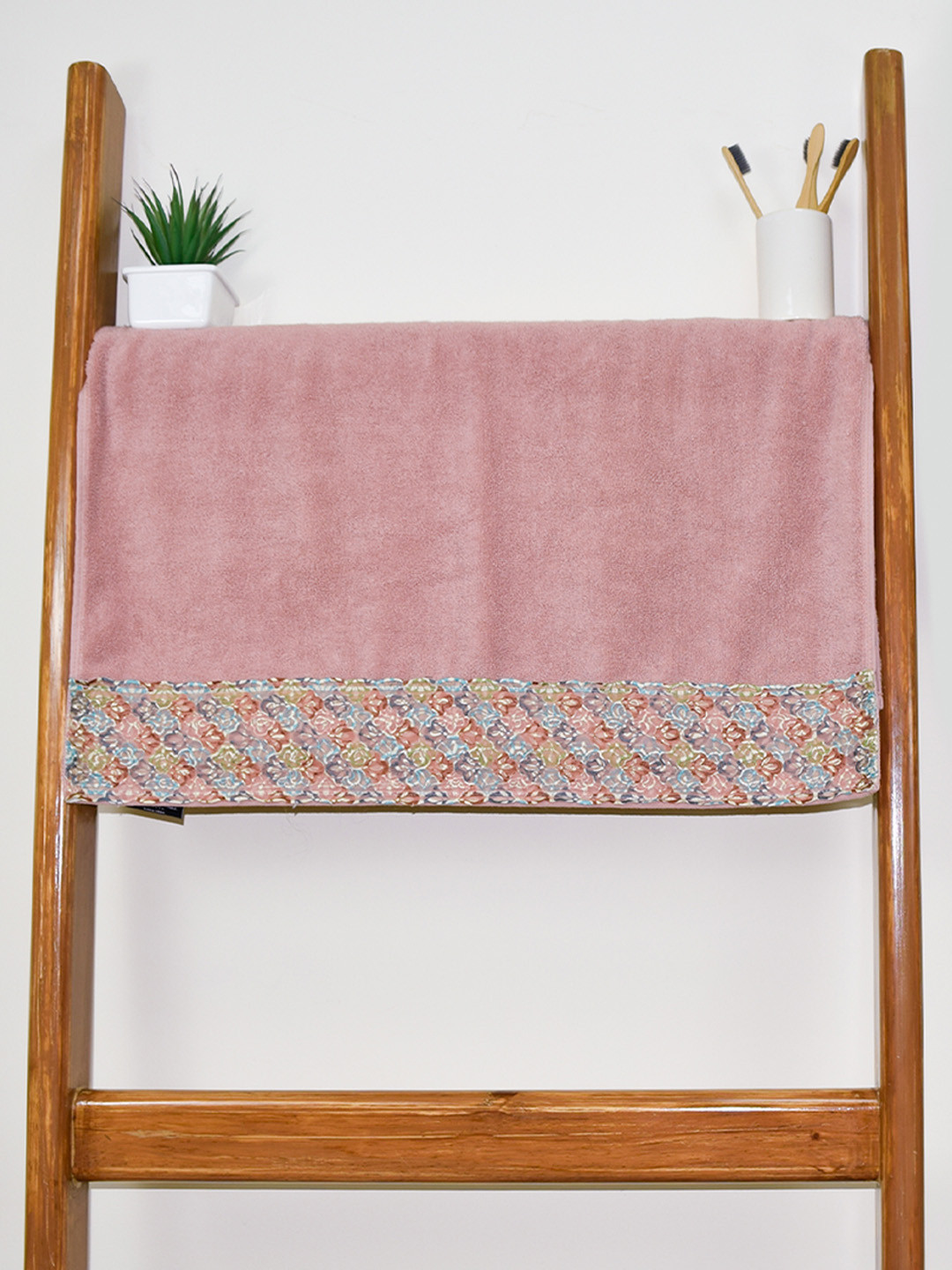 RANGOLI Sun Shine Peach Solid 550 GSM 100% Cotton Bath Towel
