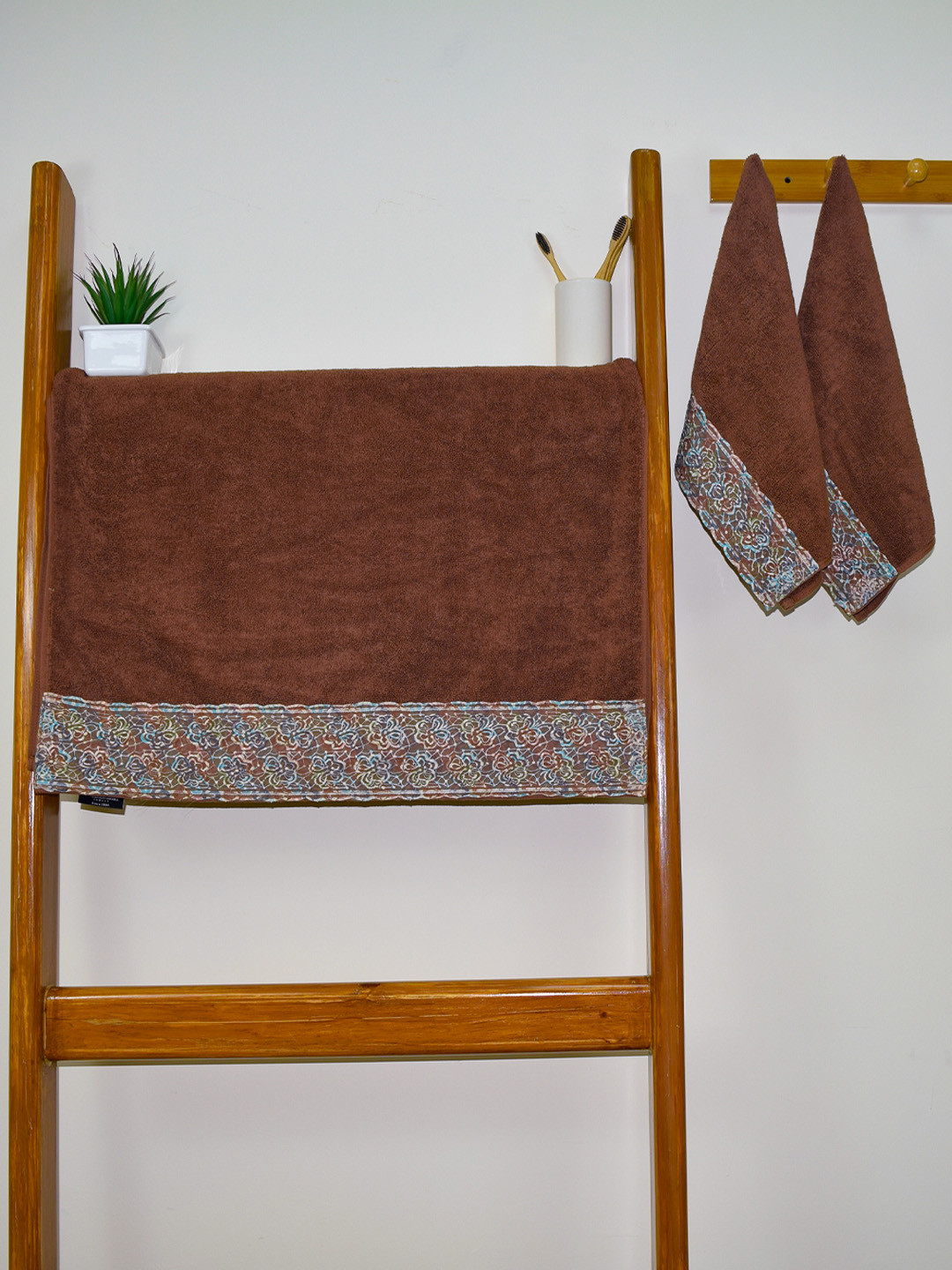 RANGOLI Sun Shine Brown Set Of 3 550 GSM Absorbent Pure Cotton Towels