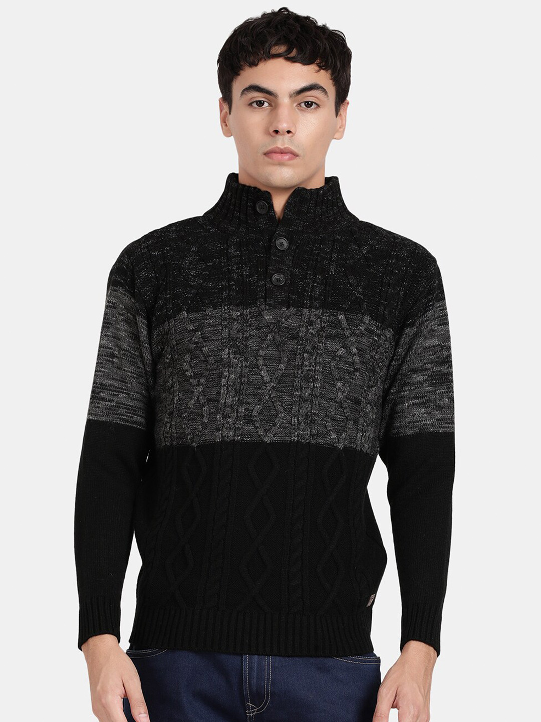 t-base Men Colourblocked Wool Pullover with Fuzzy Detail