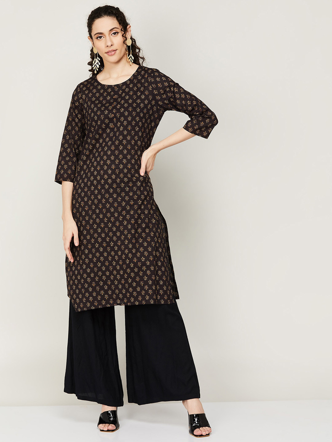 Melange by Lifestyle Three-Quarter Sleeves Ethnic Motifs Printed Cotton Kurta