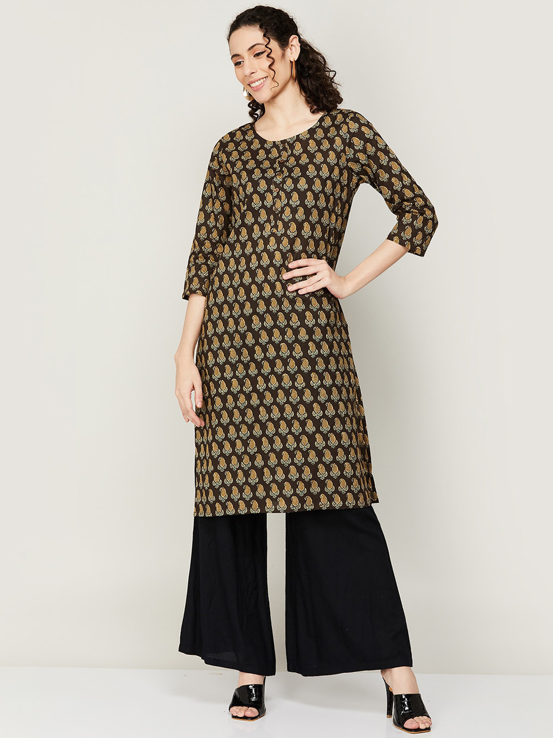 Melange by Lifestyle Three-Quarter Sleeves Ethnic Motifs Printed Cotton Kurta