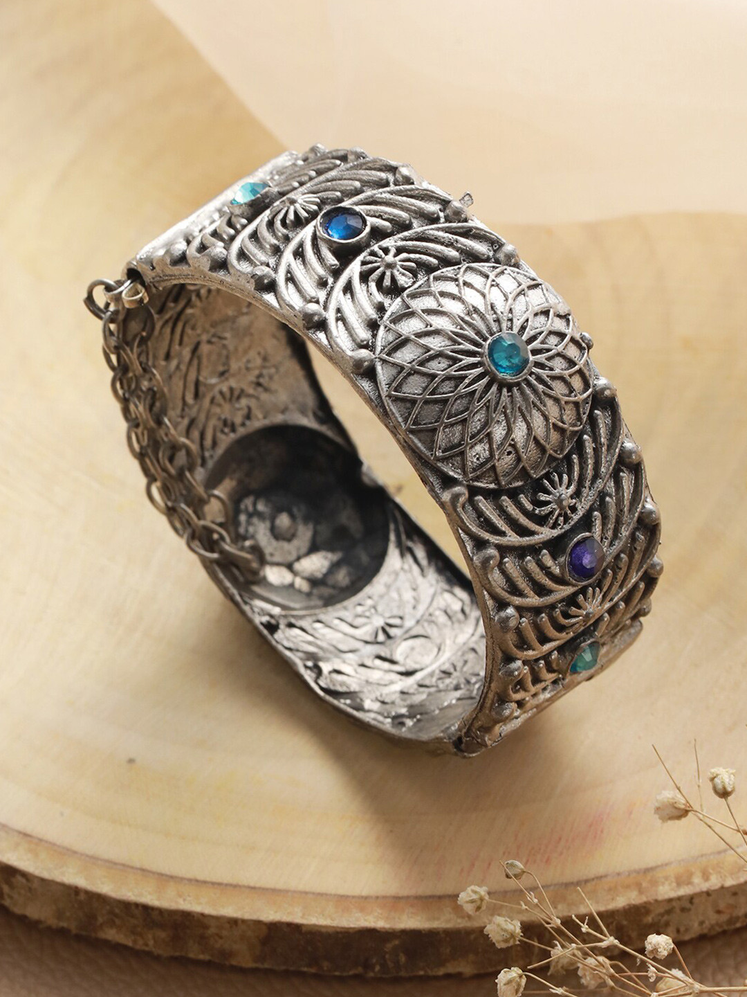 Jazz and Sizzle Women German Silver Antique Silver-Plated Bangle-Style Bracelet