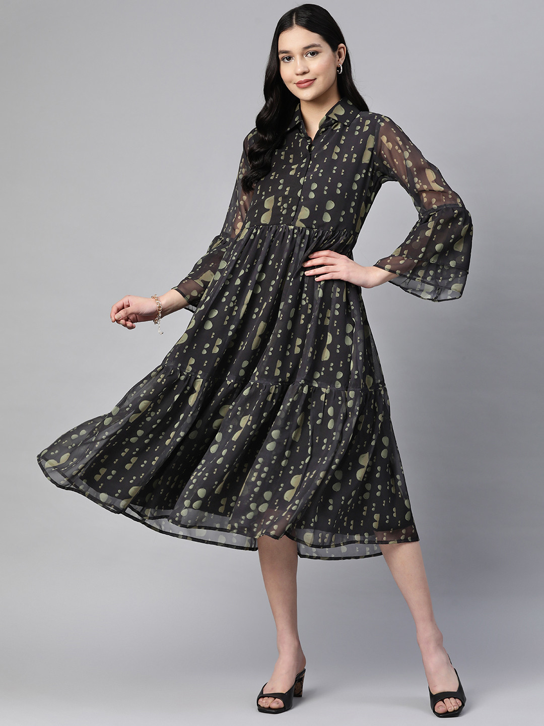 SERONA FABRICS Printed Shirt Collar Bell Sleeves Georgette A-Line Midi Dress
