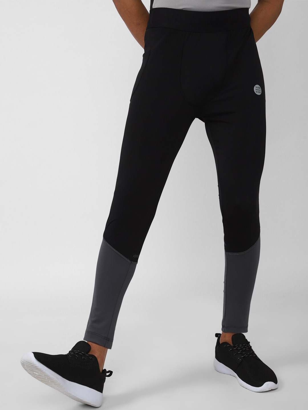 Van Heusen Men Colorblocked Running Tights