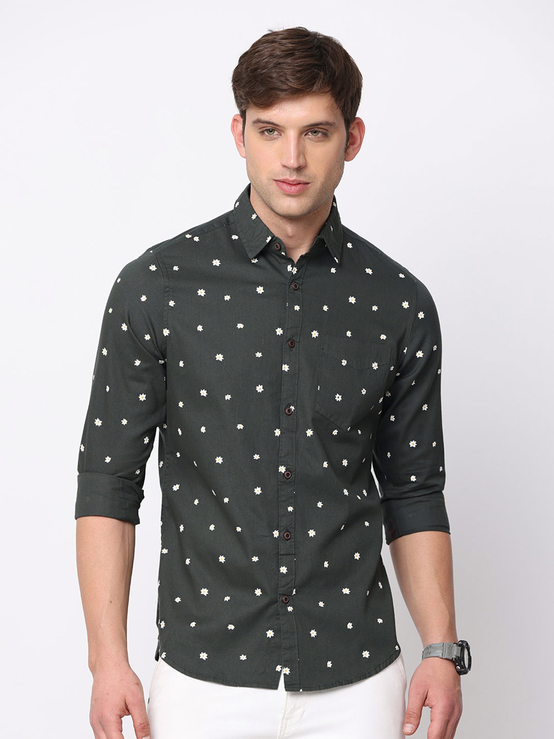NIRVAAN Men Pure Cotton Slim Fit Conversational Printed Casual Shirt