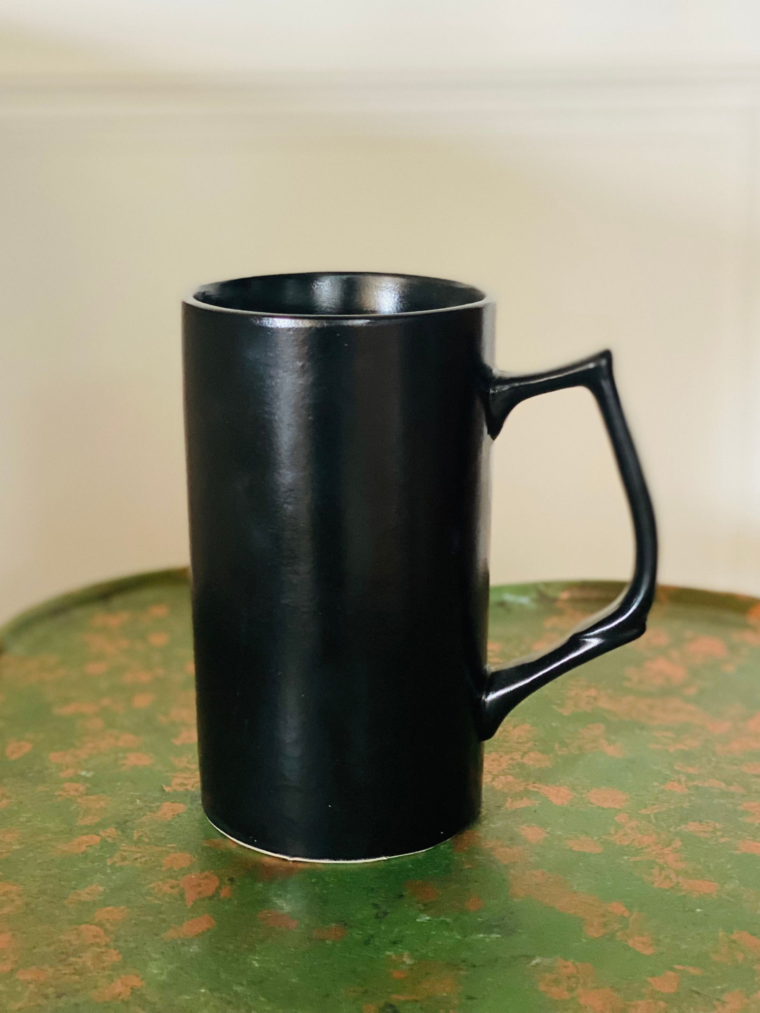 Folkstorys Sweet Summer Black Ceramic Beer Mug