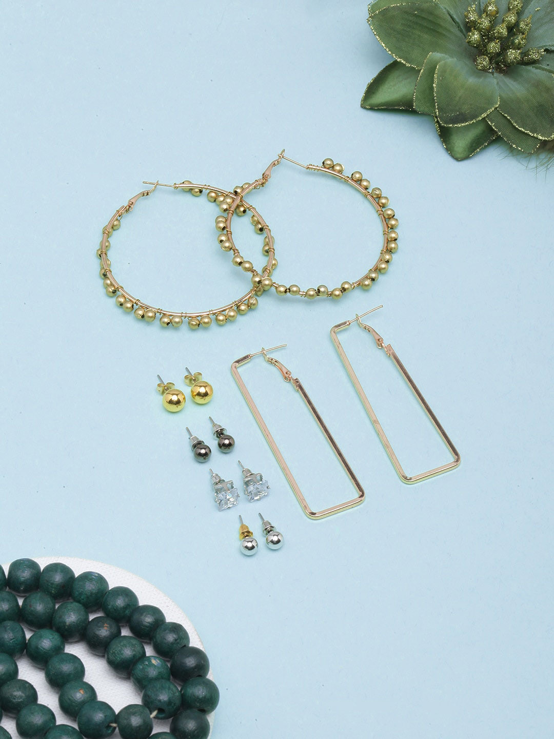 DIVA WALK Set Of 6 Gold-Plated Contemporary Hoop Earrings
