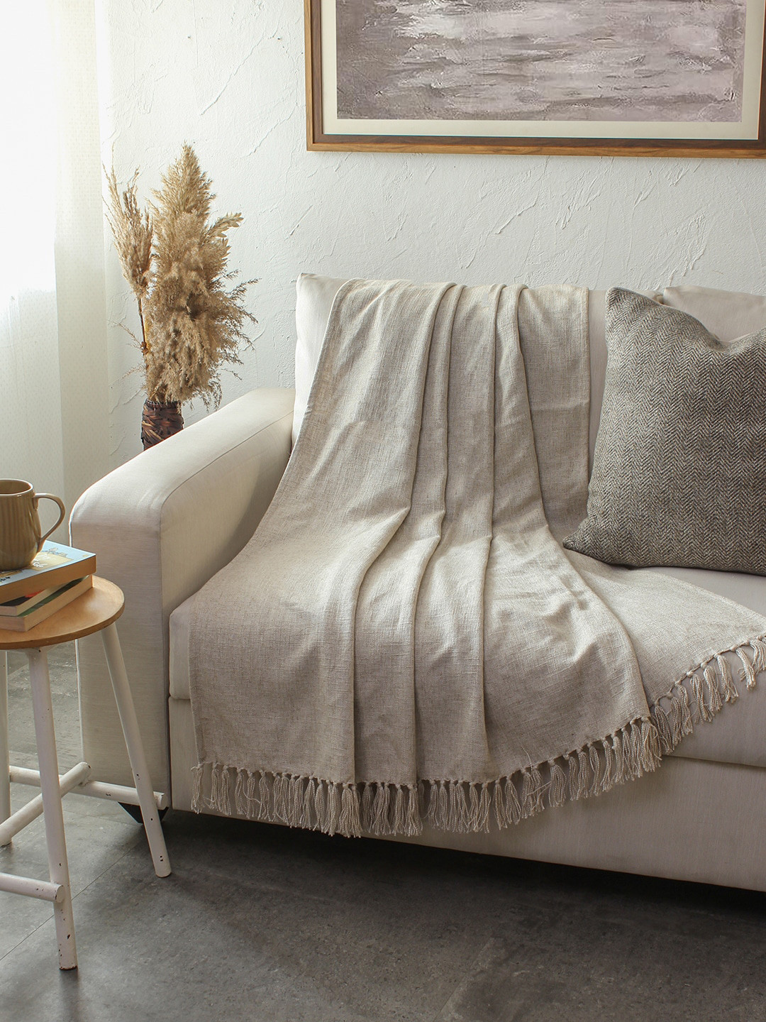 House This Sahyadri Beige Self Design Throw