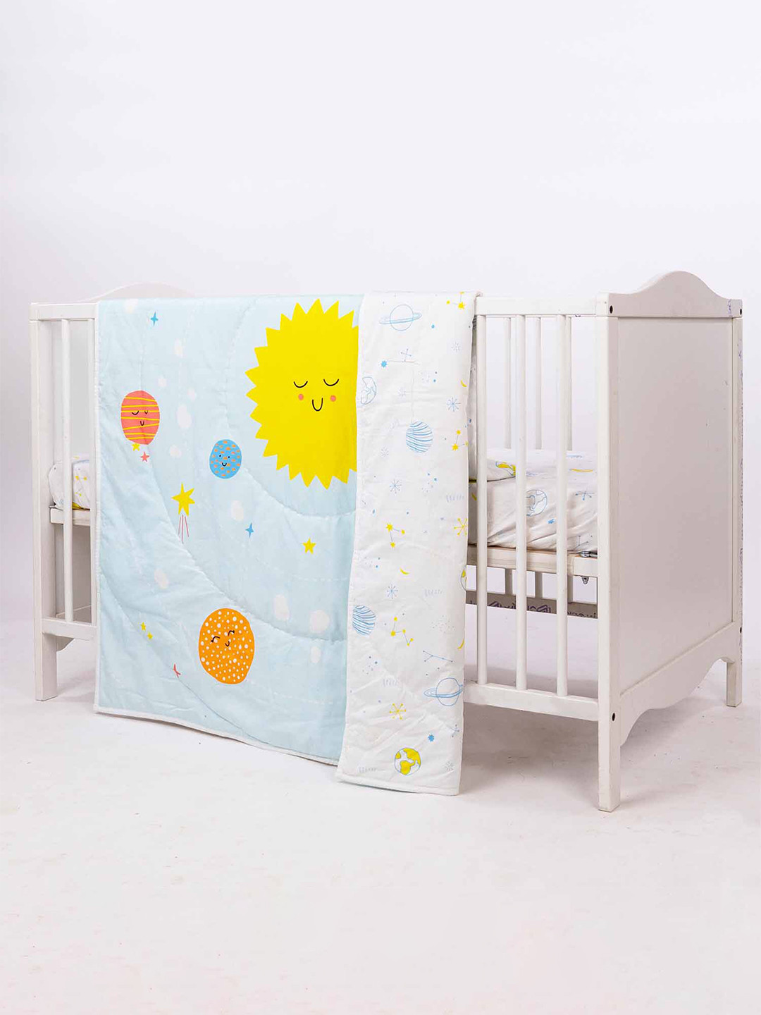 haus & kinder Blue & White Printed 150 GSM Pure Cotton Single Bed Comforter and Cushion