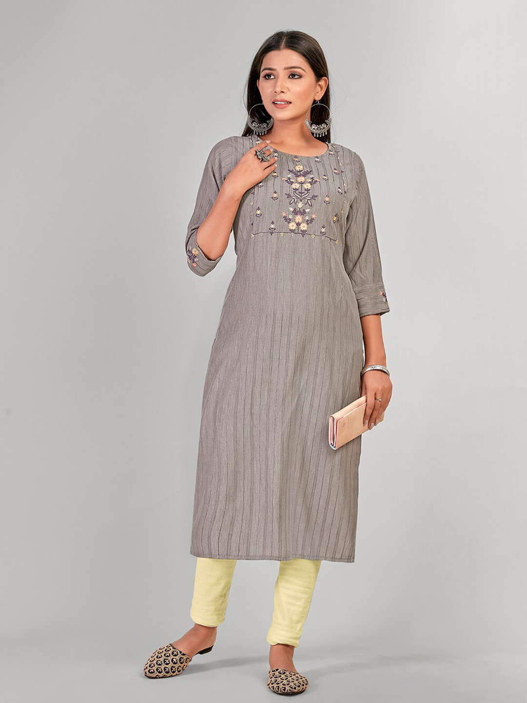 NH KAPDEWALA Striped Thread Work Kurta