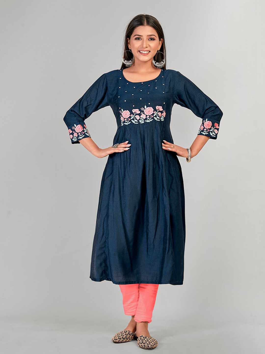 NH KAPDEWALA Women Embroidered Thread Work Anarkali Pure CottonKurta