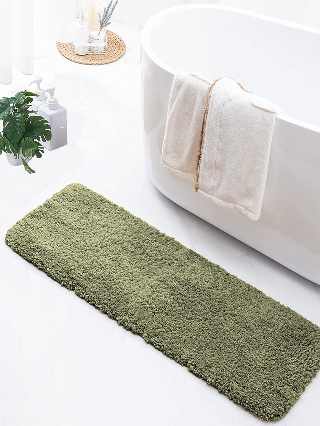 LUXEHOME INTERNATIONAL Vegas Green 2800 GSM Microfiber Anti-Skid Bath Runner