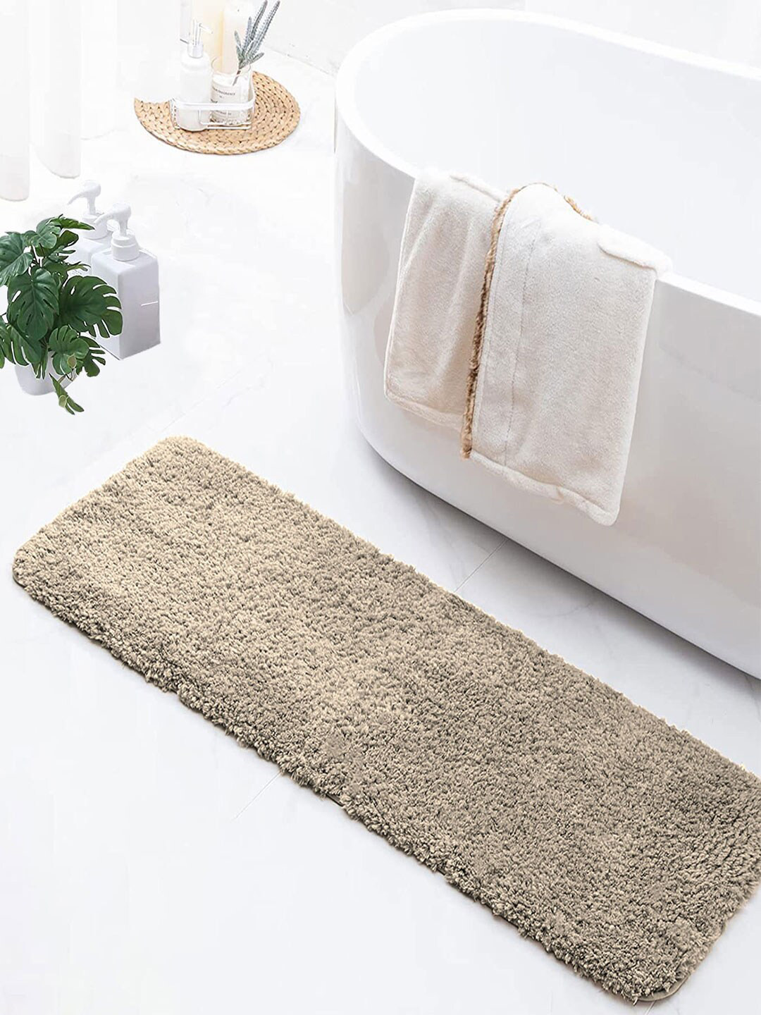 LUXEHOME INTERNATIONAL Vegas Mat Beige 2800 GSM Microfiber Anti-Skid Runner