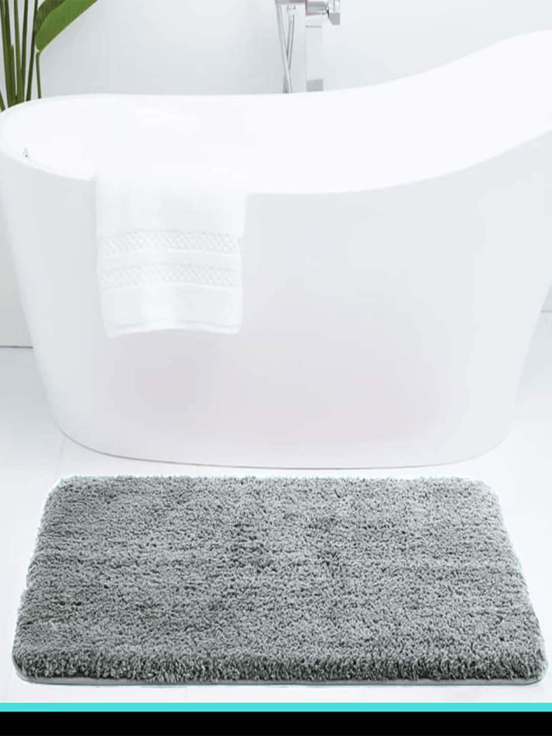LUXEHOME INTERNATIONAL Vegas Silver-Toned 2800 GSM Microfiber Anti-Skid Bath Rug