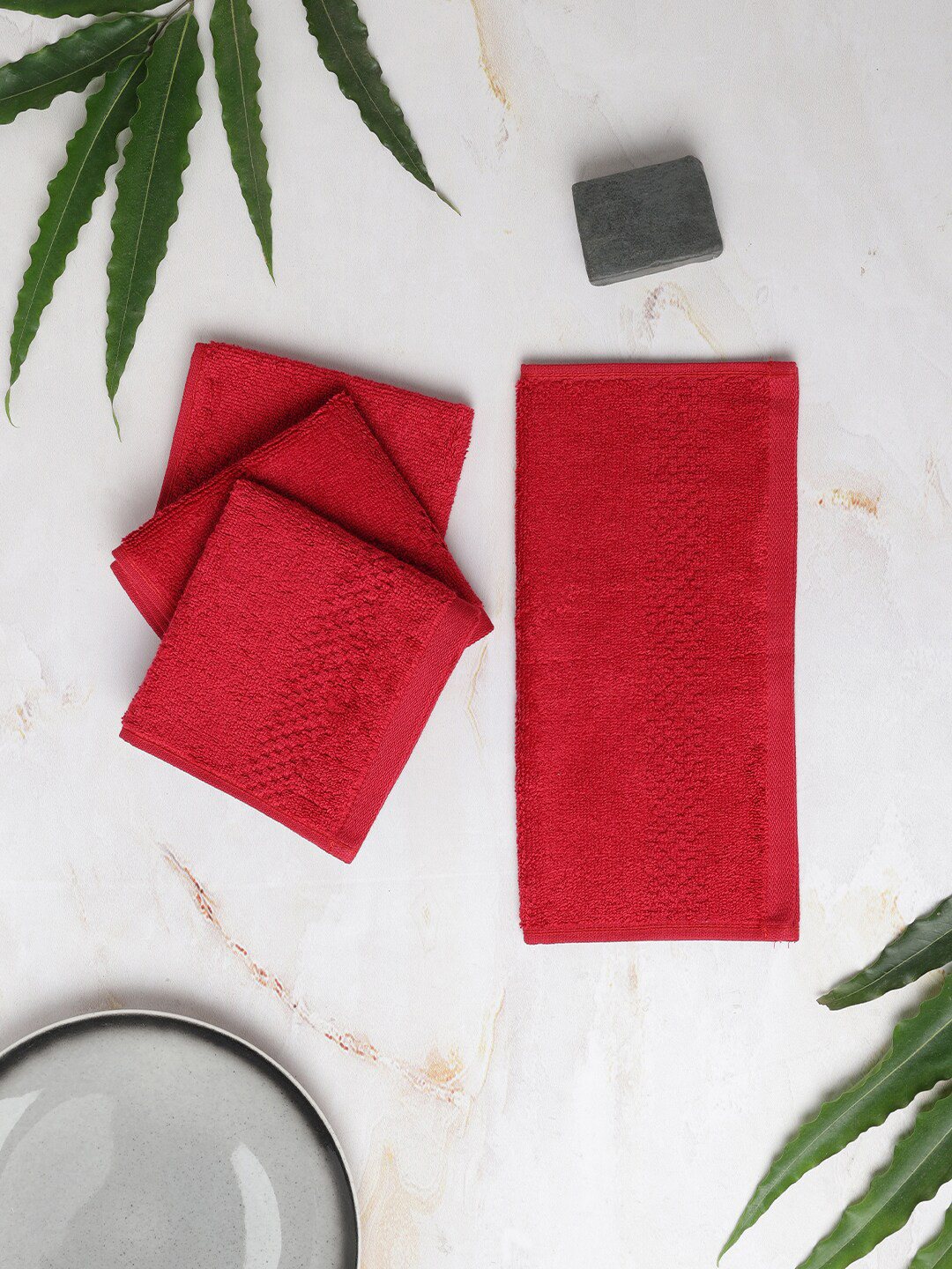 SPACES Red Set Of 4 Textured 450 GSM Pure Cotton Face Towels
