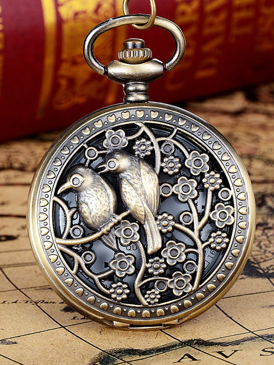 Young & Forever Unisex Brass Gold-Plated Antique Necklace