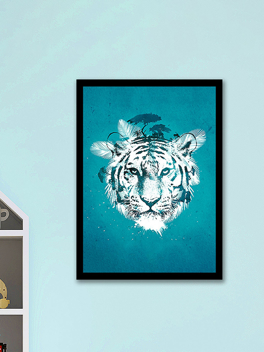 Art Street Blue & White Tiger Face Painting Framed Wall Art