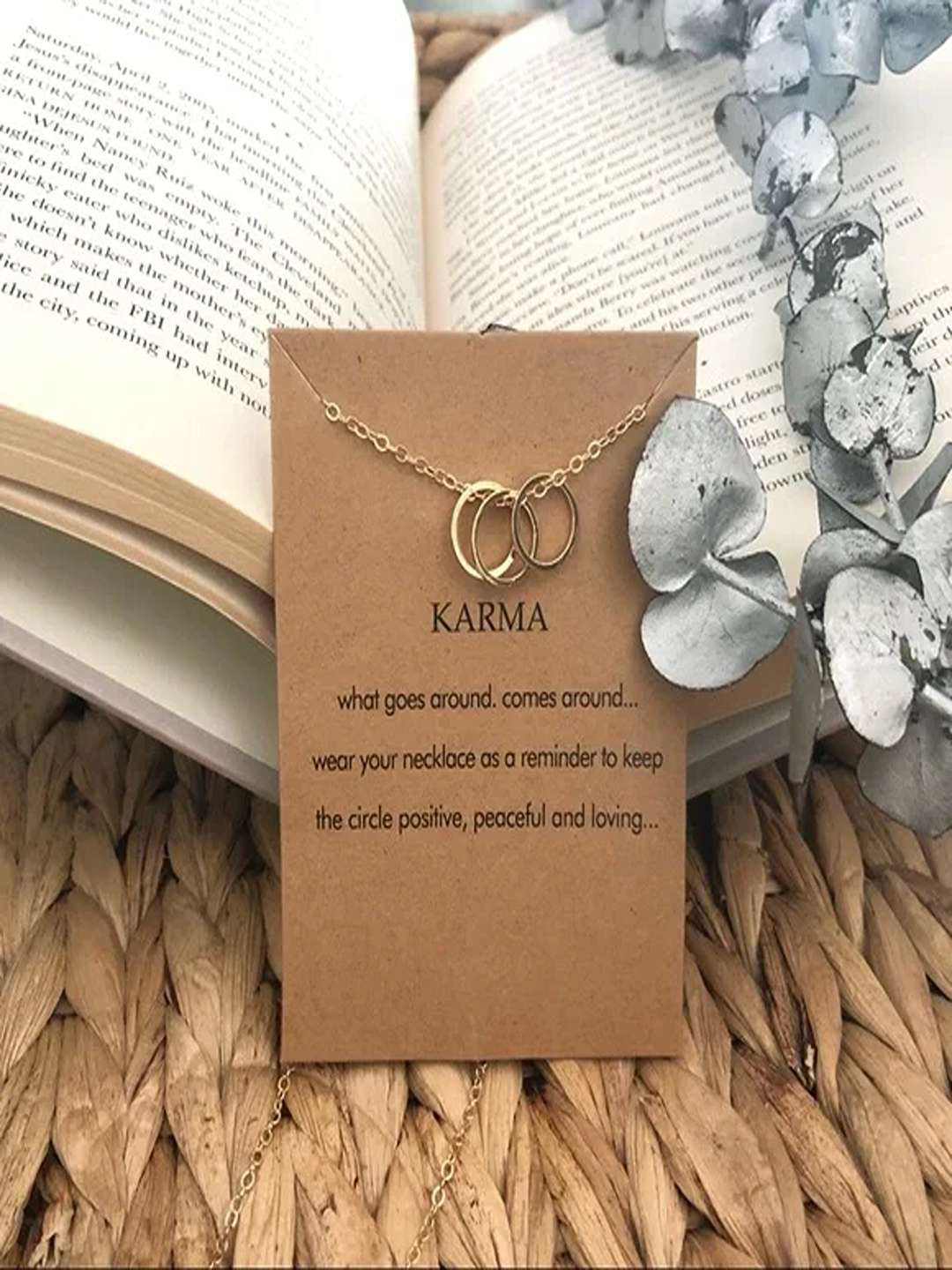 Pinapes Gold-Plated Karma Pendant Chain