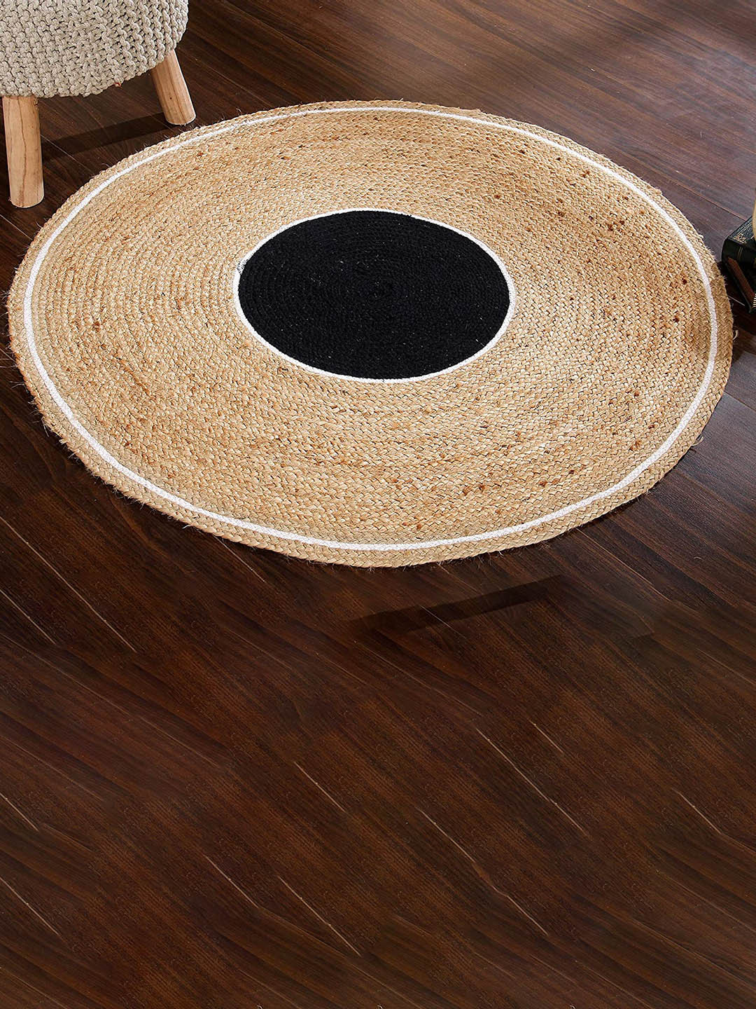 SASHAA WORLD Tan & Black Jute Braided Round Floor Mat