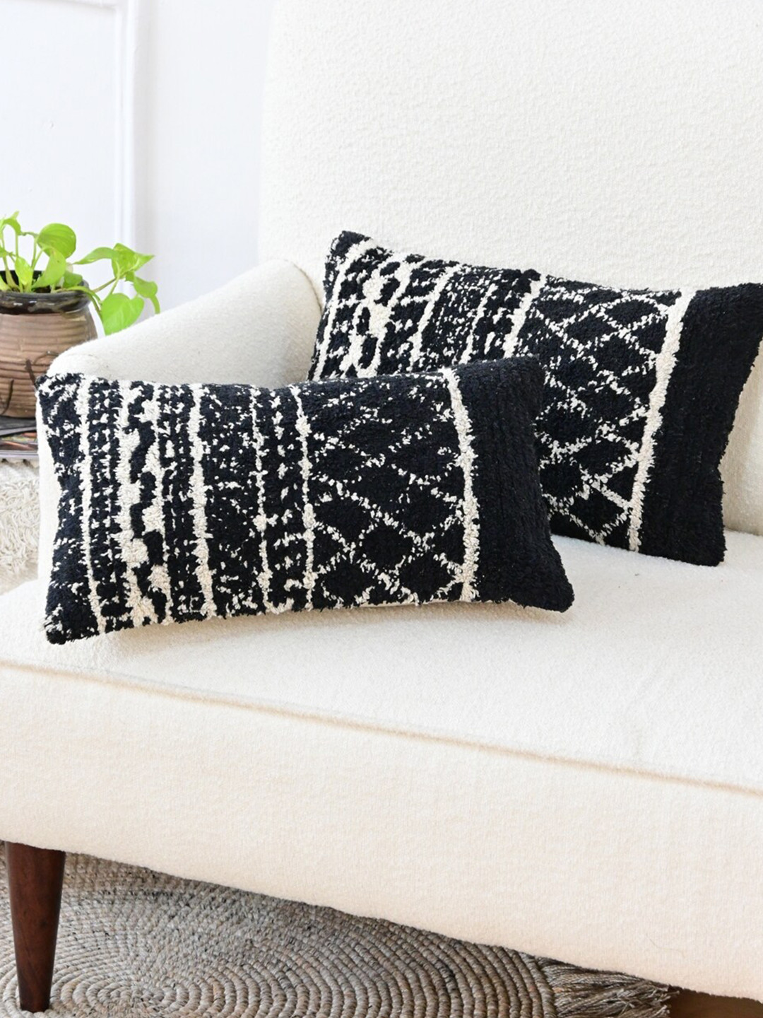 Art Avenue PRYOR Geometric Cotton Breathable 2 Pcs Textured Cushion Covers - 12x20In