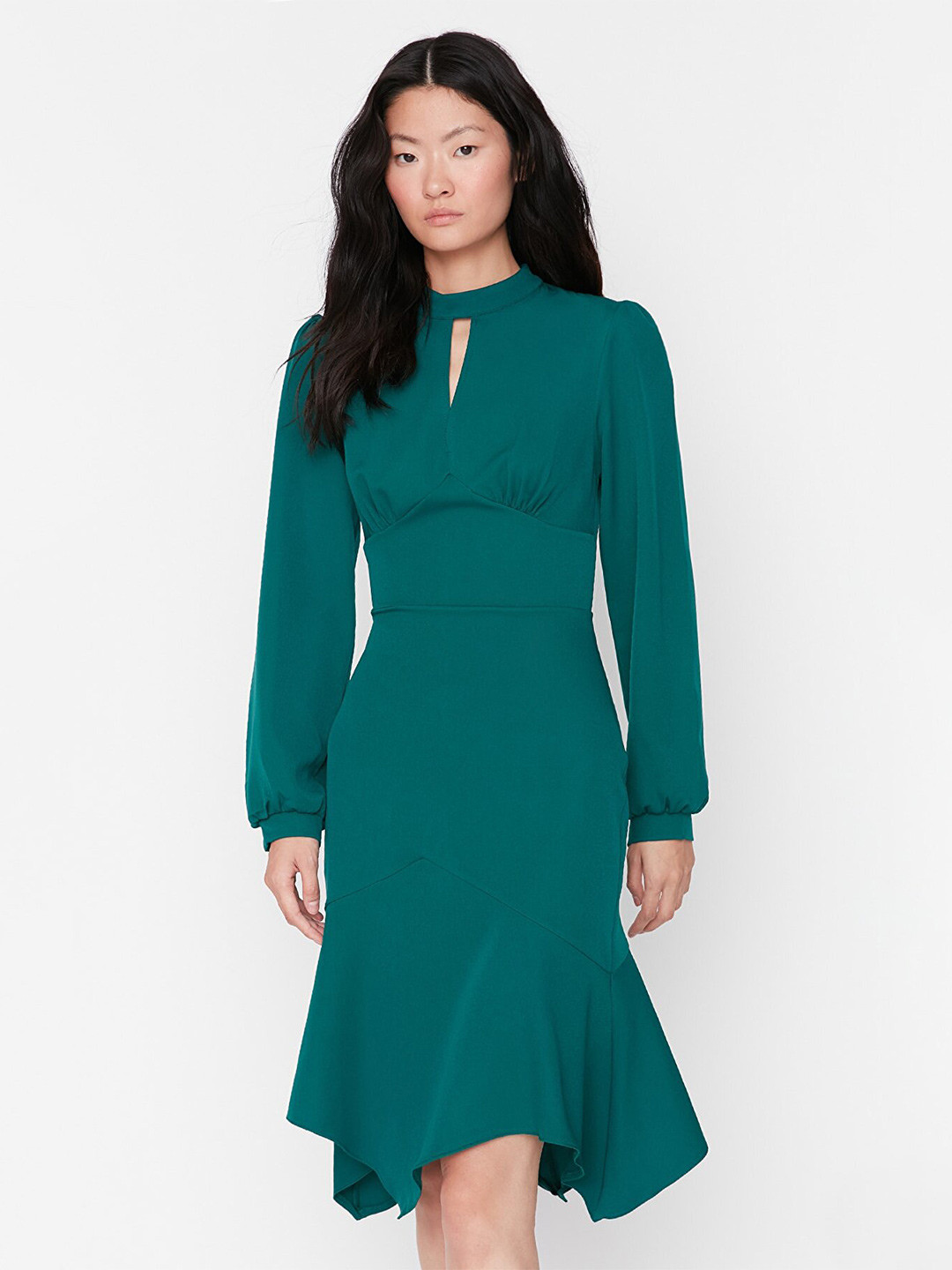 Trendyol Keyhole Neck Dress