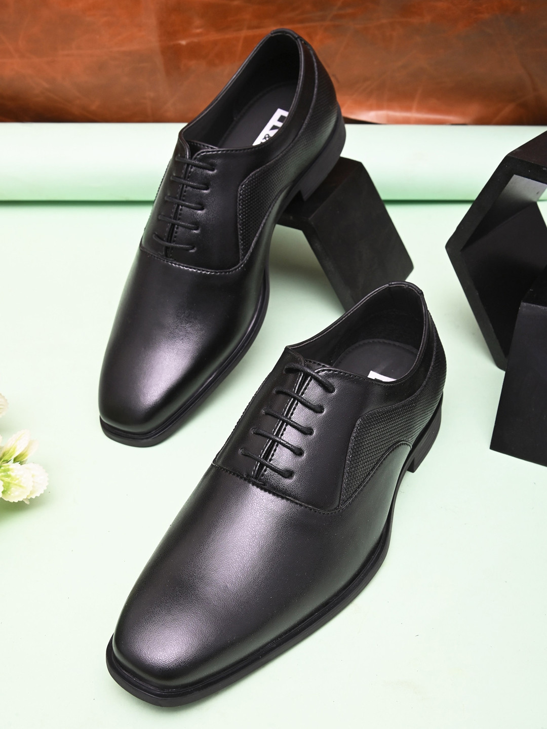 HERE&NOW Men Textured Formal Derbys