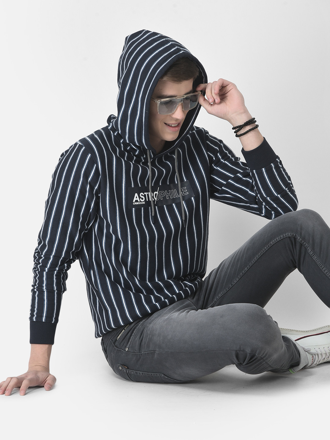 Crimsoune Club Men Striped Applique Hooded Pullover Sweatshirt
