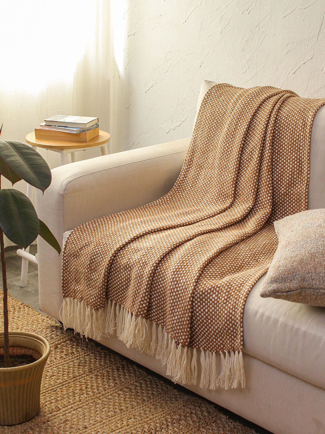 House This Vindhya Self Design Cotton Throw